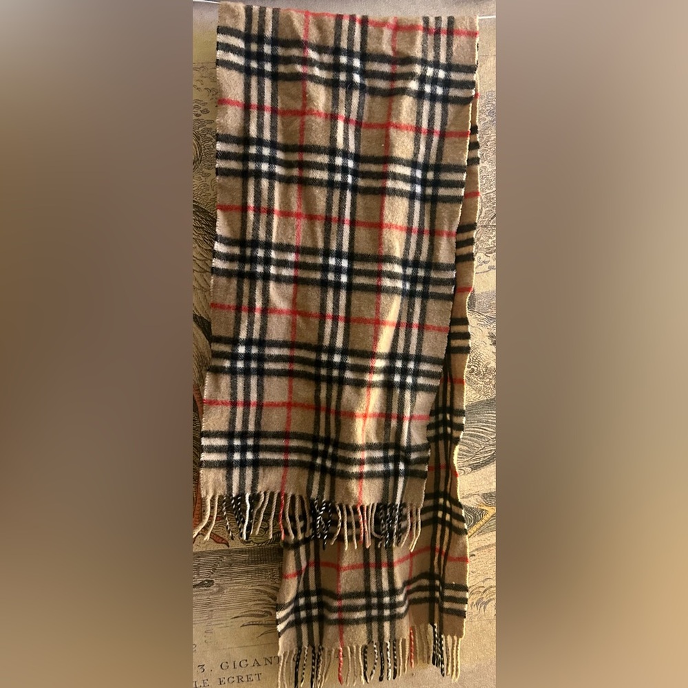 * Burberrys Classic Cashmere Plaid Fringe Scarf Unisex Designer *